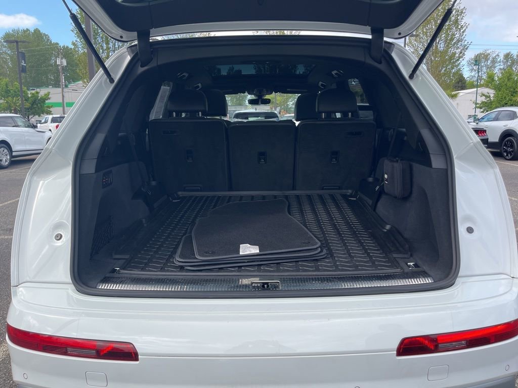 Used 2017 Audi Q7 3.0T Premium Plus AWD/4WD image 17