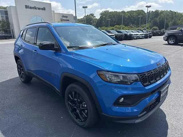 New 2026 Jeep Compass Latitude