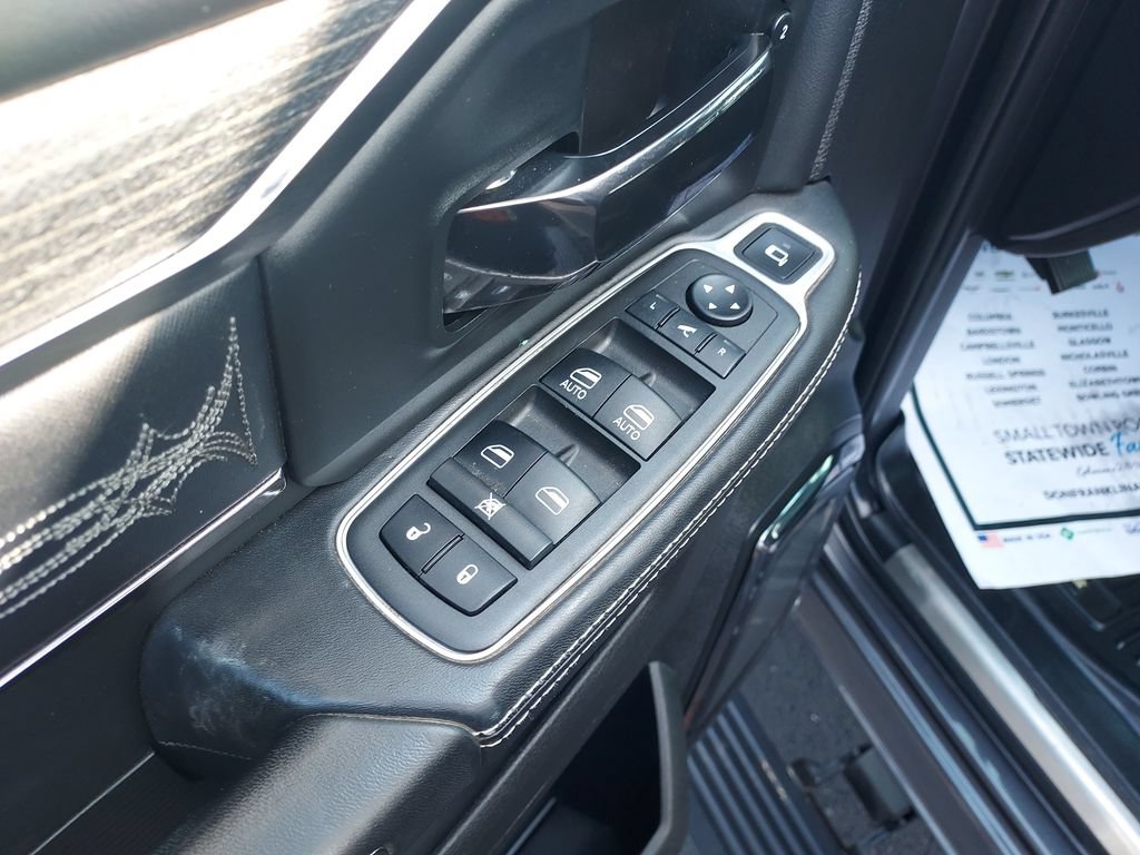 Used 2022 RAM 2500 Limited AWD/4WD image 11