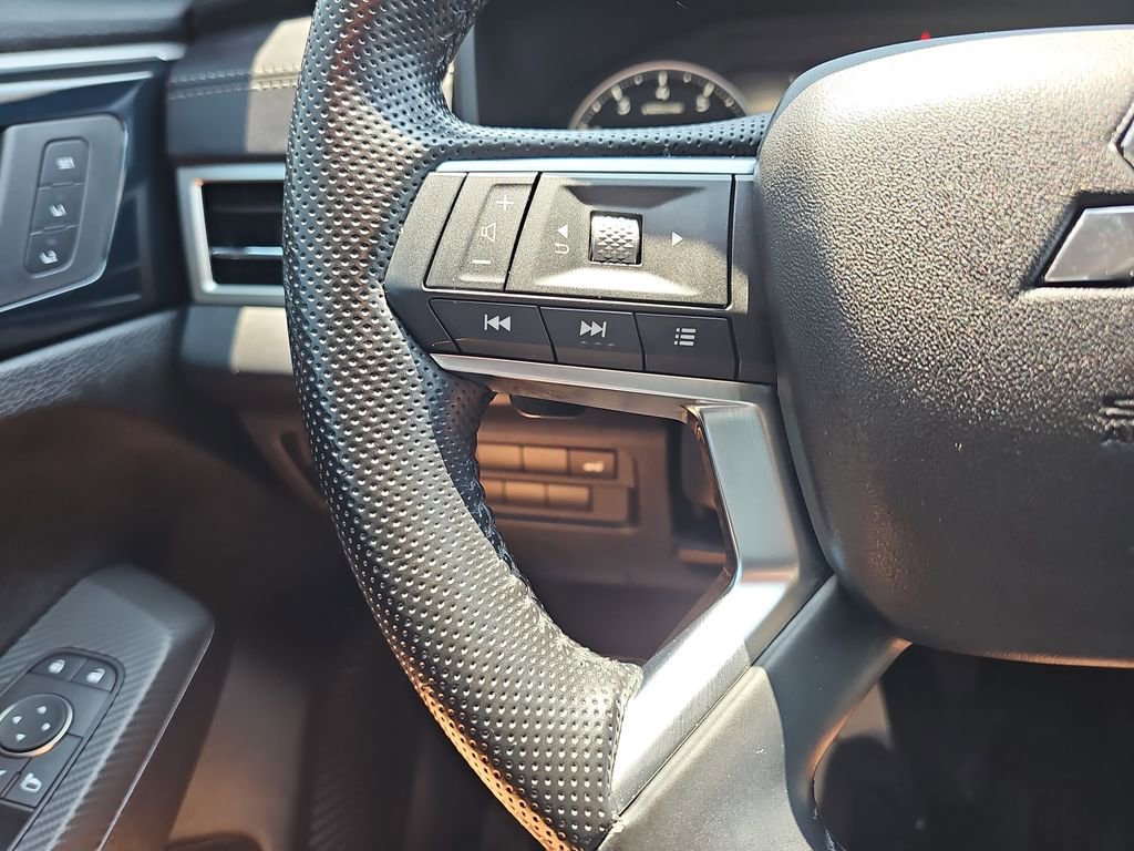 Used 2022 Mitsubishi Outlander SEL AWD/4WD image 22