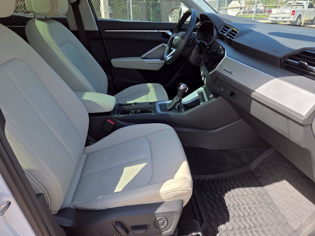 Used 2021 Audi Q3 2.0T Premium AWD/4WD image 14