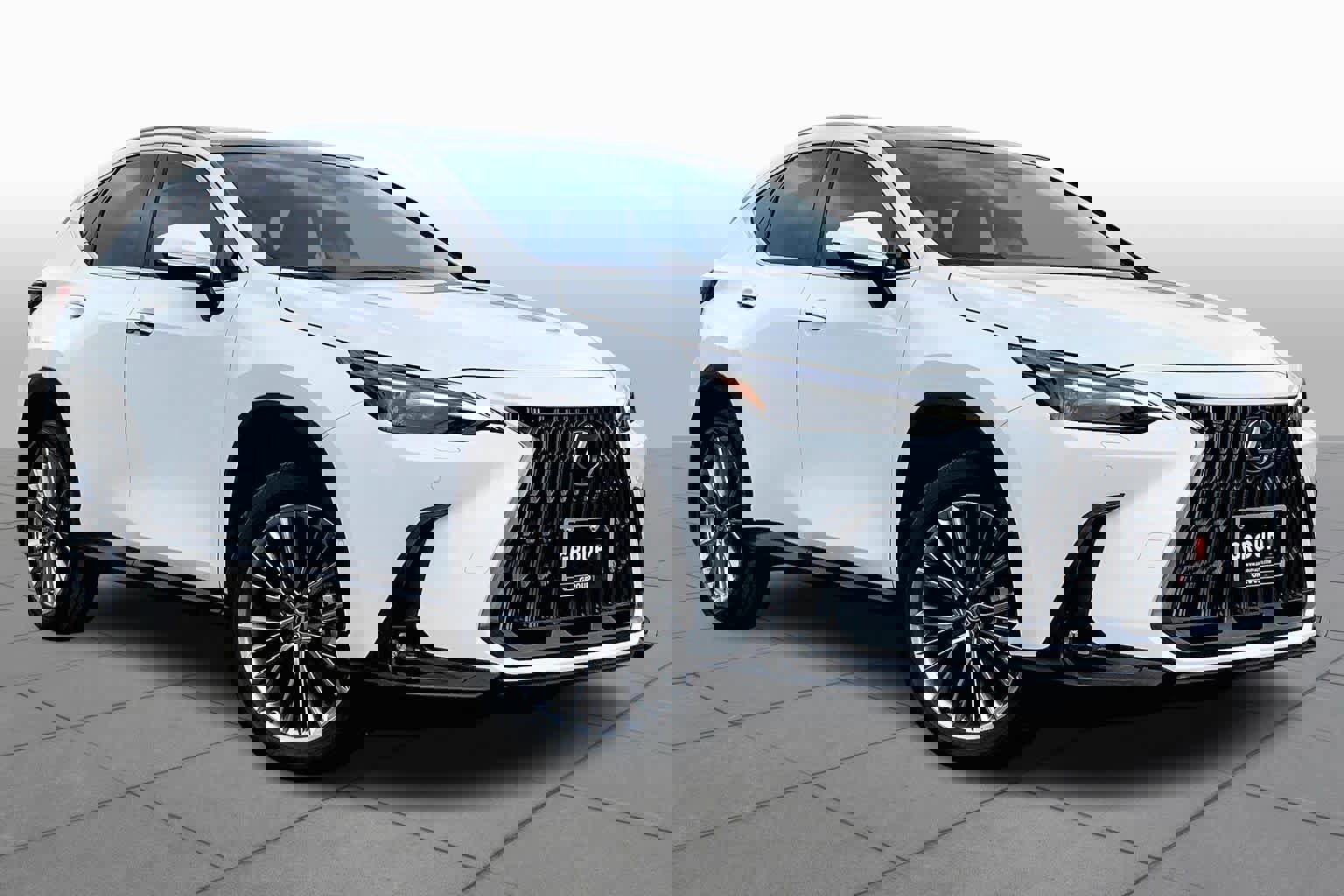 Used 2026 Lexus NX 350 AWD w/ Accessory Package (2T) image 3