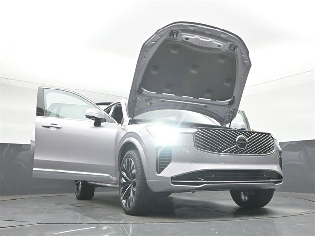 New 2026 Volvo XC90 B6 Core image 55