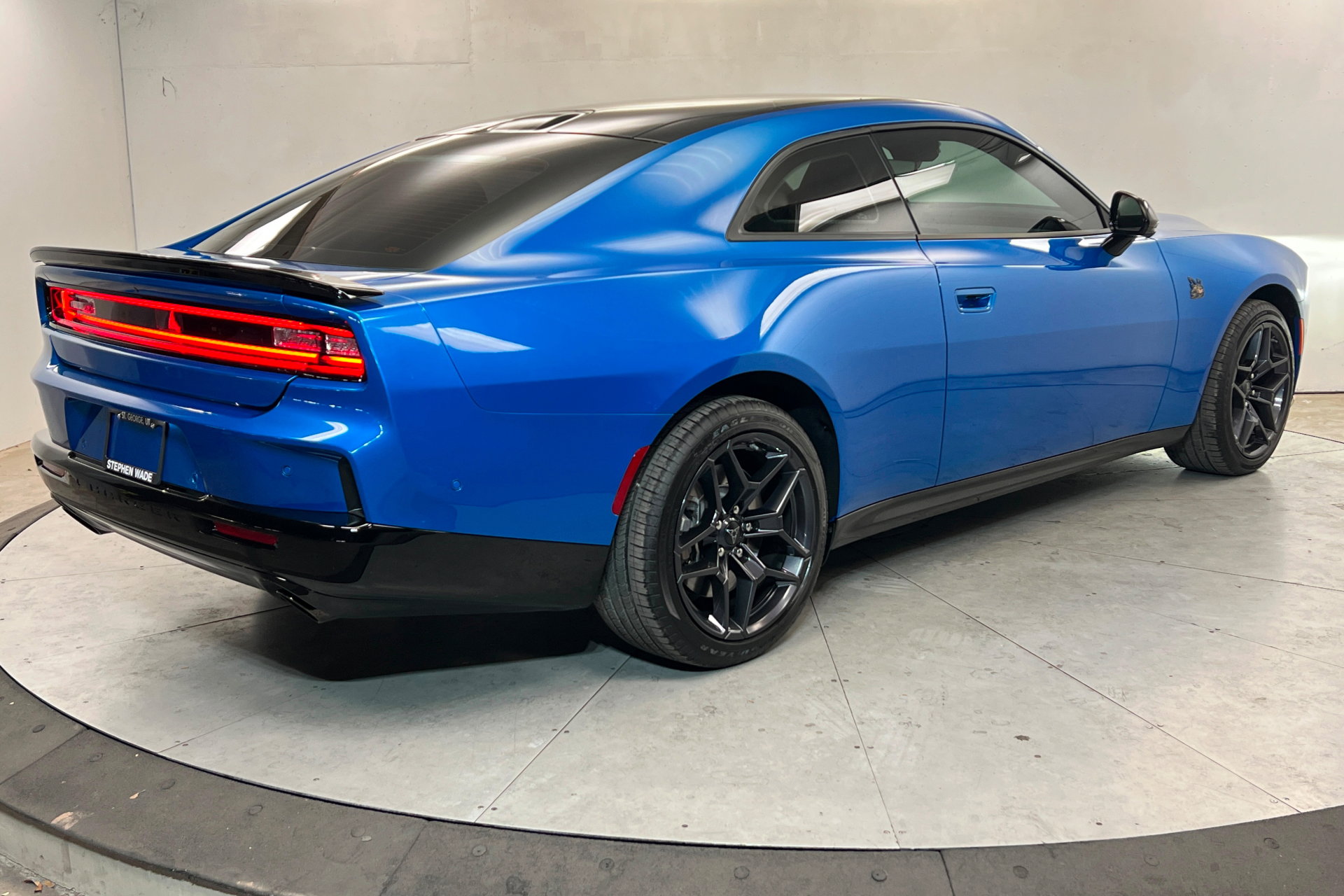 Used 2026 Dodge Charger Scat Pack image 5