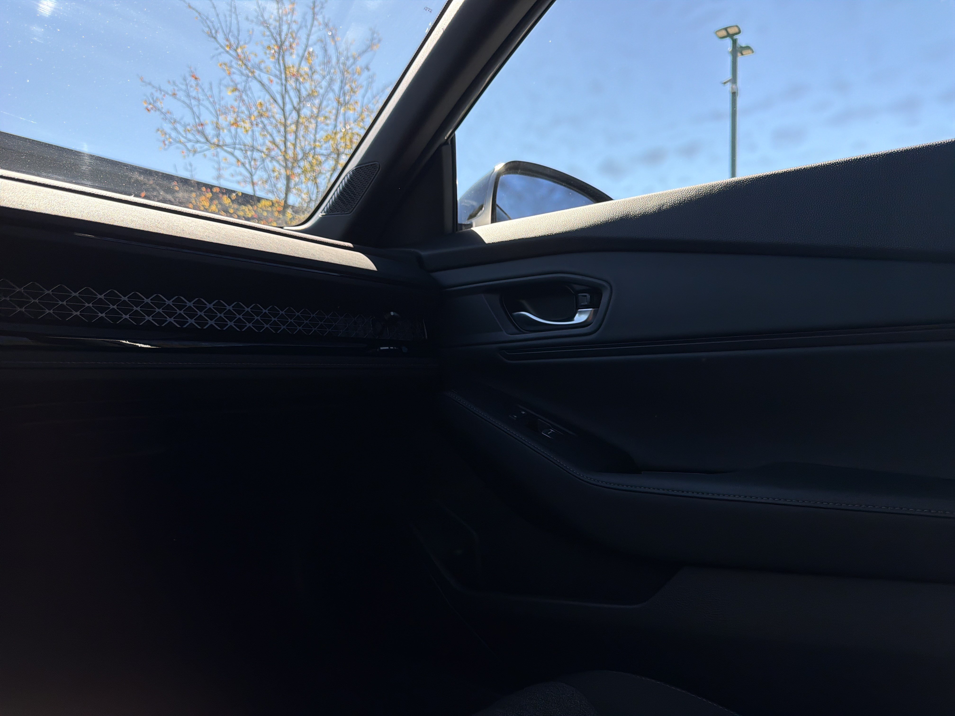 Used 2025 Honda Accord Sport image 43