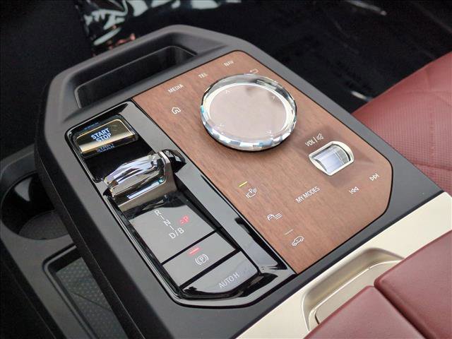 Used 2023 BMW iX M60 w/ Executive Package image 12