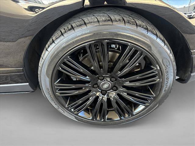 Used 2018 Land Rover Range Rover Supercharged AWD/4WD image 23