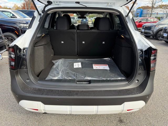 New 2026 Nissan Kicks SV w/ SV Premium Package AWD/4WD image 10