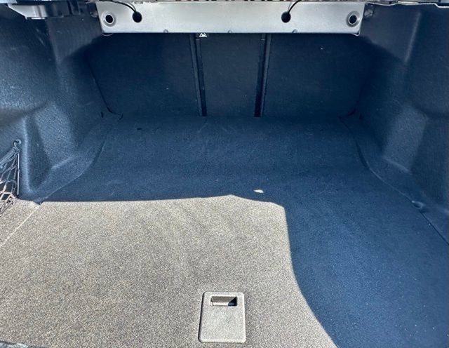 Used 2018 Mercedes-Benz C 300 4MATIC Sedan image 9