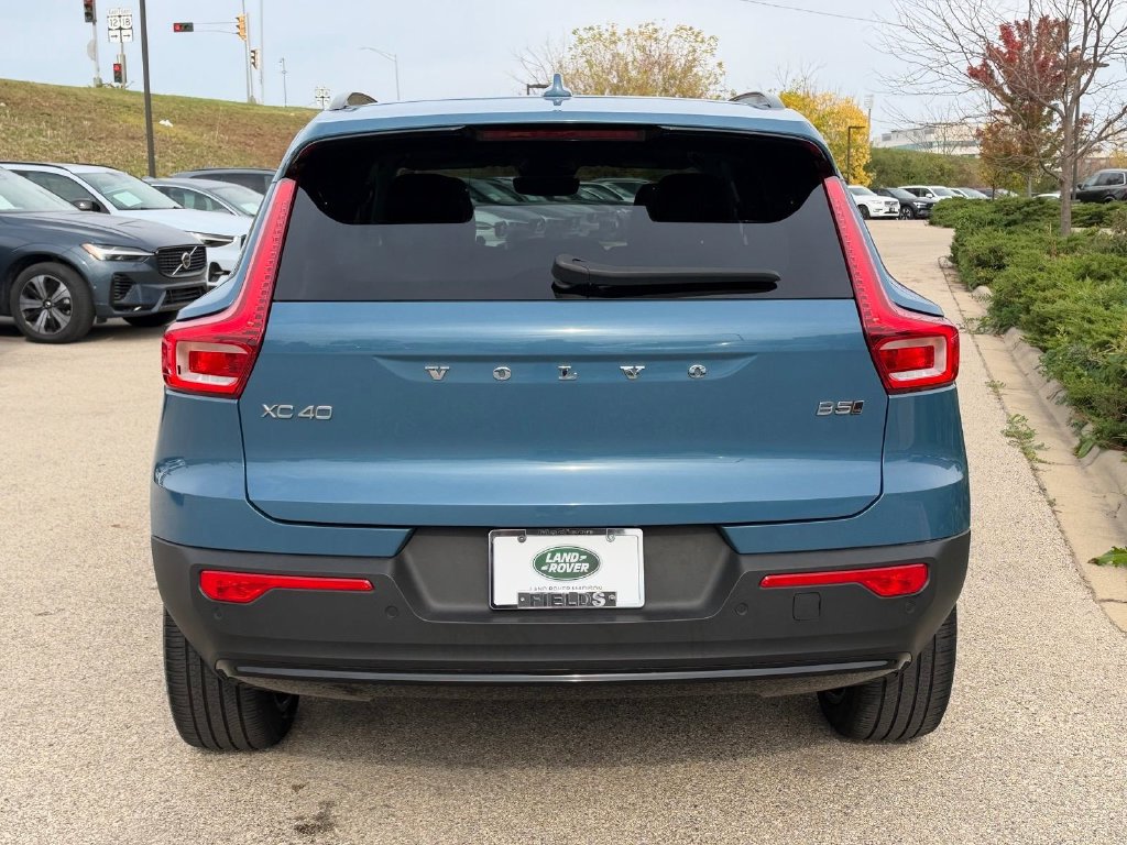 Certified 2024 Volvo XC40 B5 Plus w/ Protection Package Premier AWD/4WD image 3