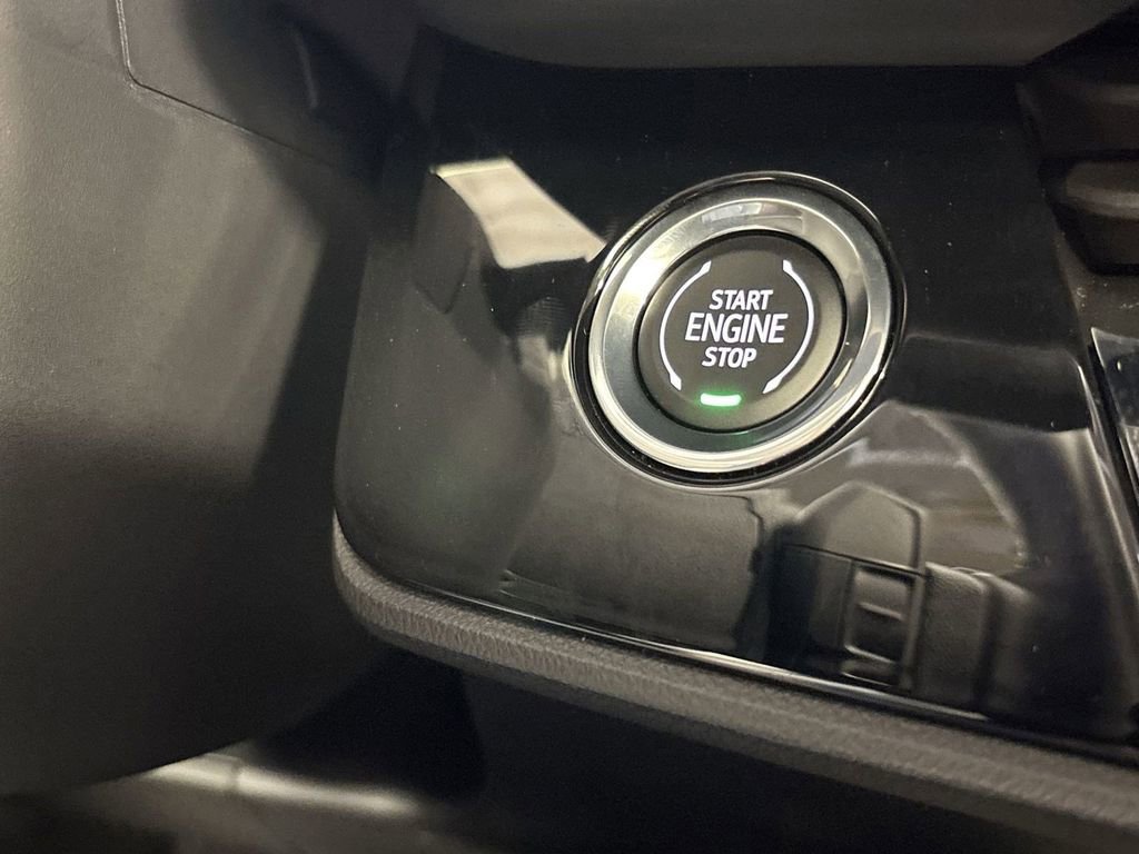 New 2025 Buick Envision Sport Touring image 21