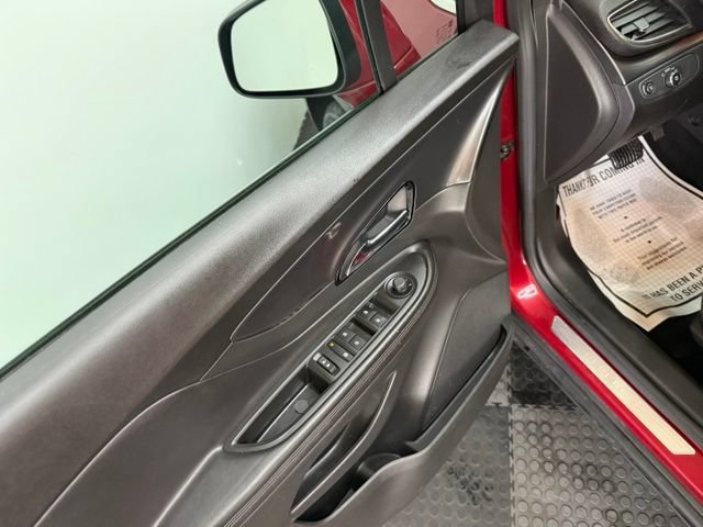 Used 2020 Buick Encore Preferred FWD image 22