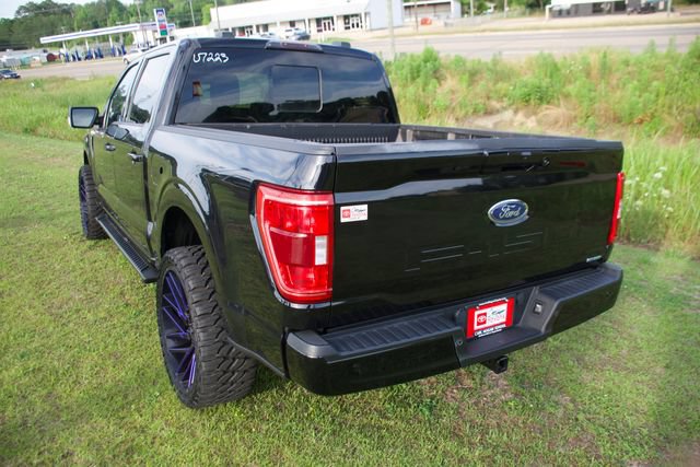 Used 2022 Ford F150 XLT w/ Equipment Group 302A High AWD/4WD image 3