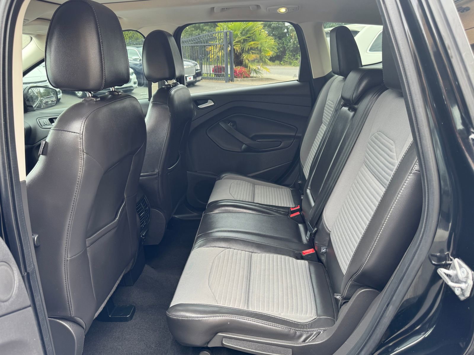 Used 2017 Ford Escape Titanium AWD/4WD image 15