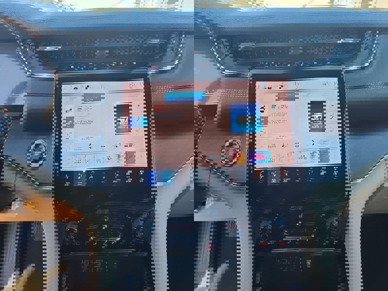 Used 2023 Jeep Grand Cherokee L Limited image 28