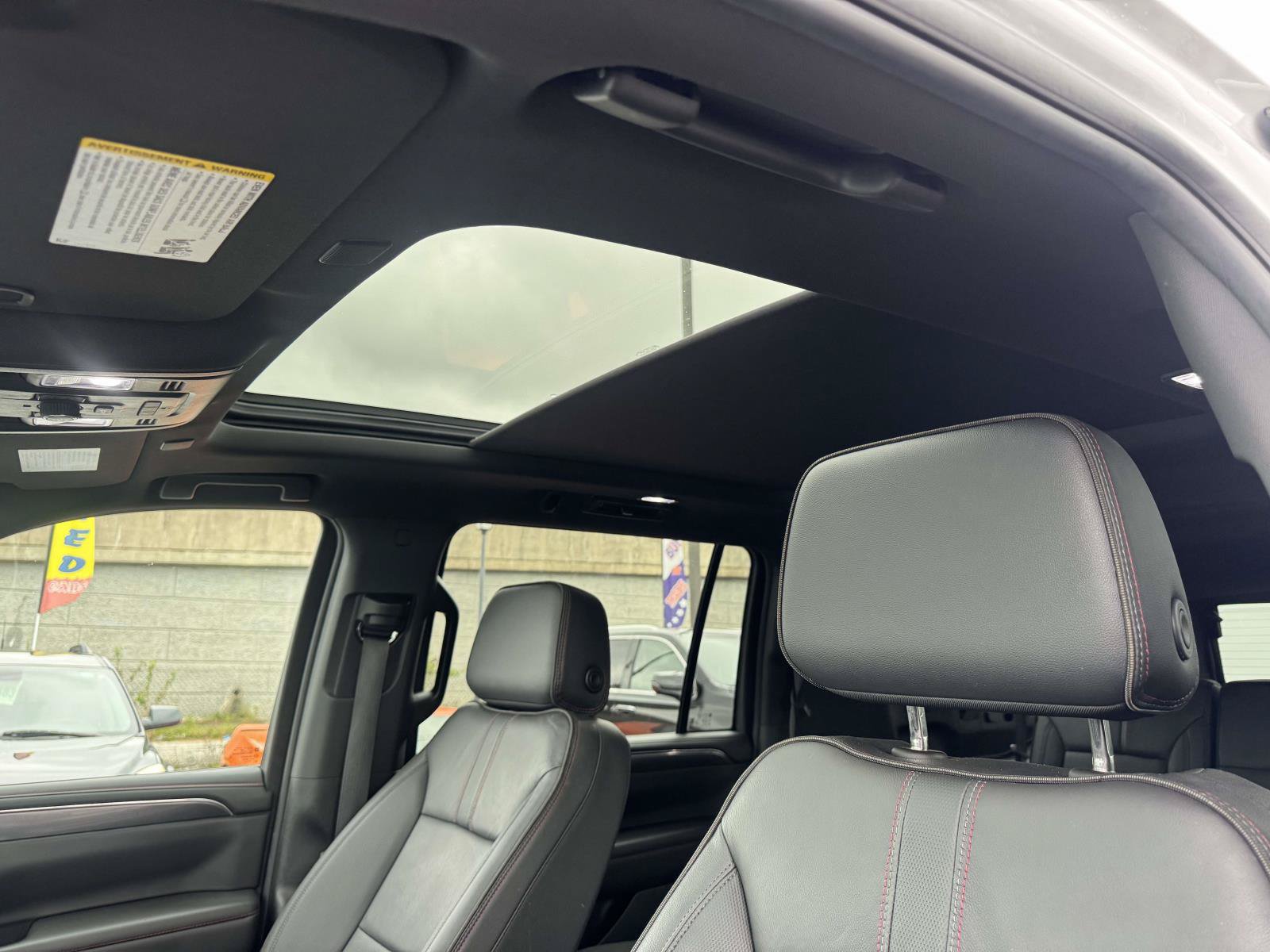 Used 2024 Chevrolet Suburban RST w/ Luxury Package AWD/4WD image 21