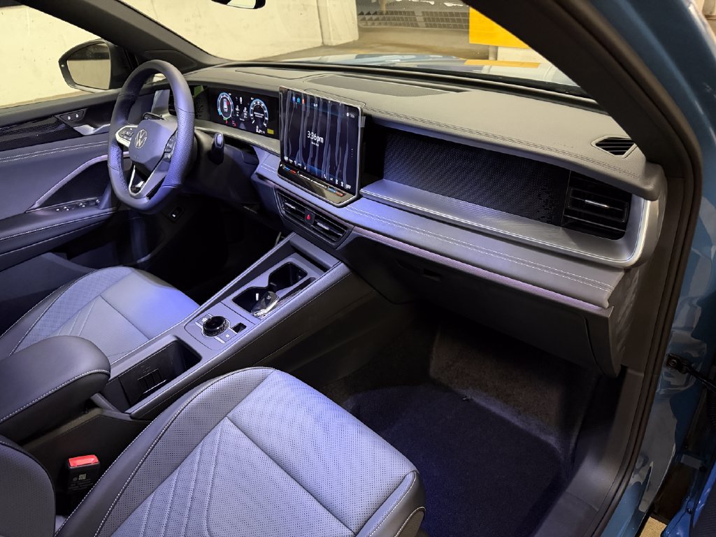New 2026 Volkswagen Tiguan SE R-Line AWD/4WD image 20