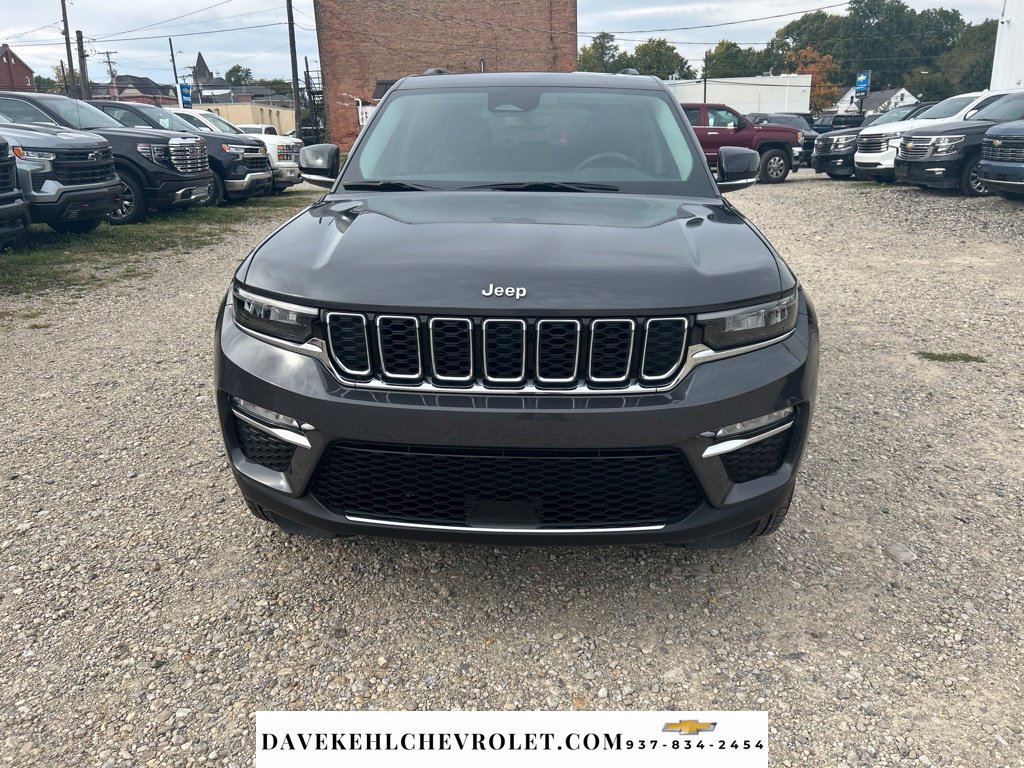 Used 2024 Jeep Grand Cherokee Limited w/ Trailer Tow Package AWD/4WD image 2