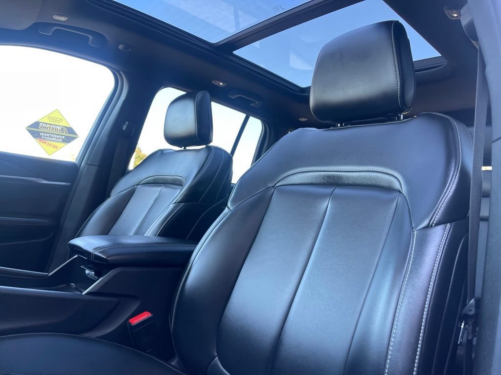 Used 2024 Jeep Grand Cherokee Limited 4xe AWD/4WD image 17
