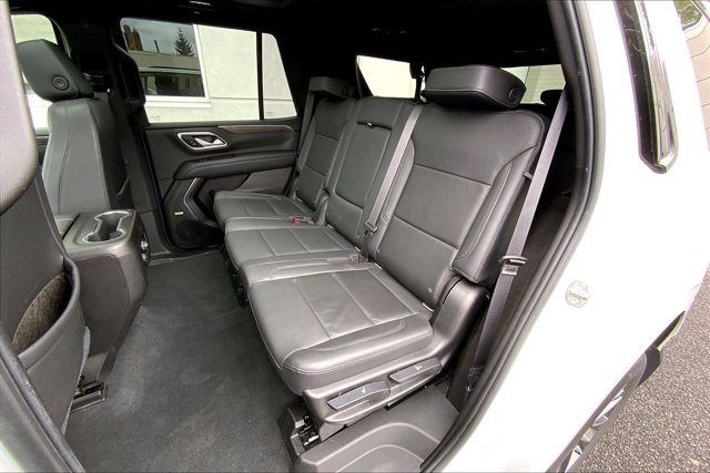 Used 2021 Chevrolet Tahoe Z71 w/ Luxury Package AWD/4WD image 25