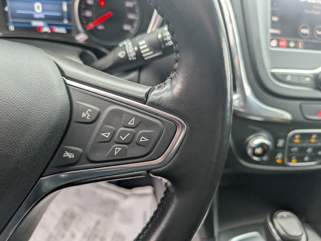 Used 2020 Chevrolet Equinox LT image 18