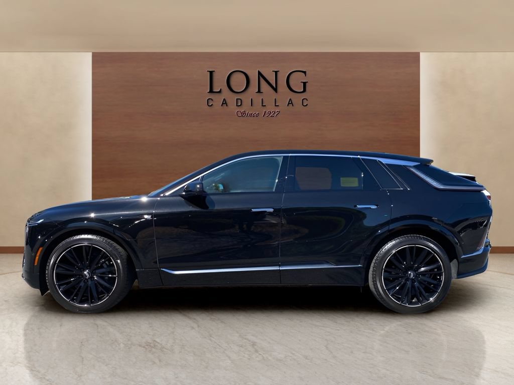 Used 2024 Cadillac Lyriq Tech w/ Driver Assist Package AWD/4WD image 2