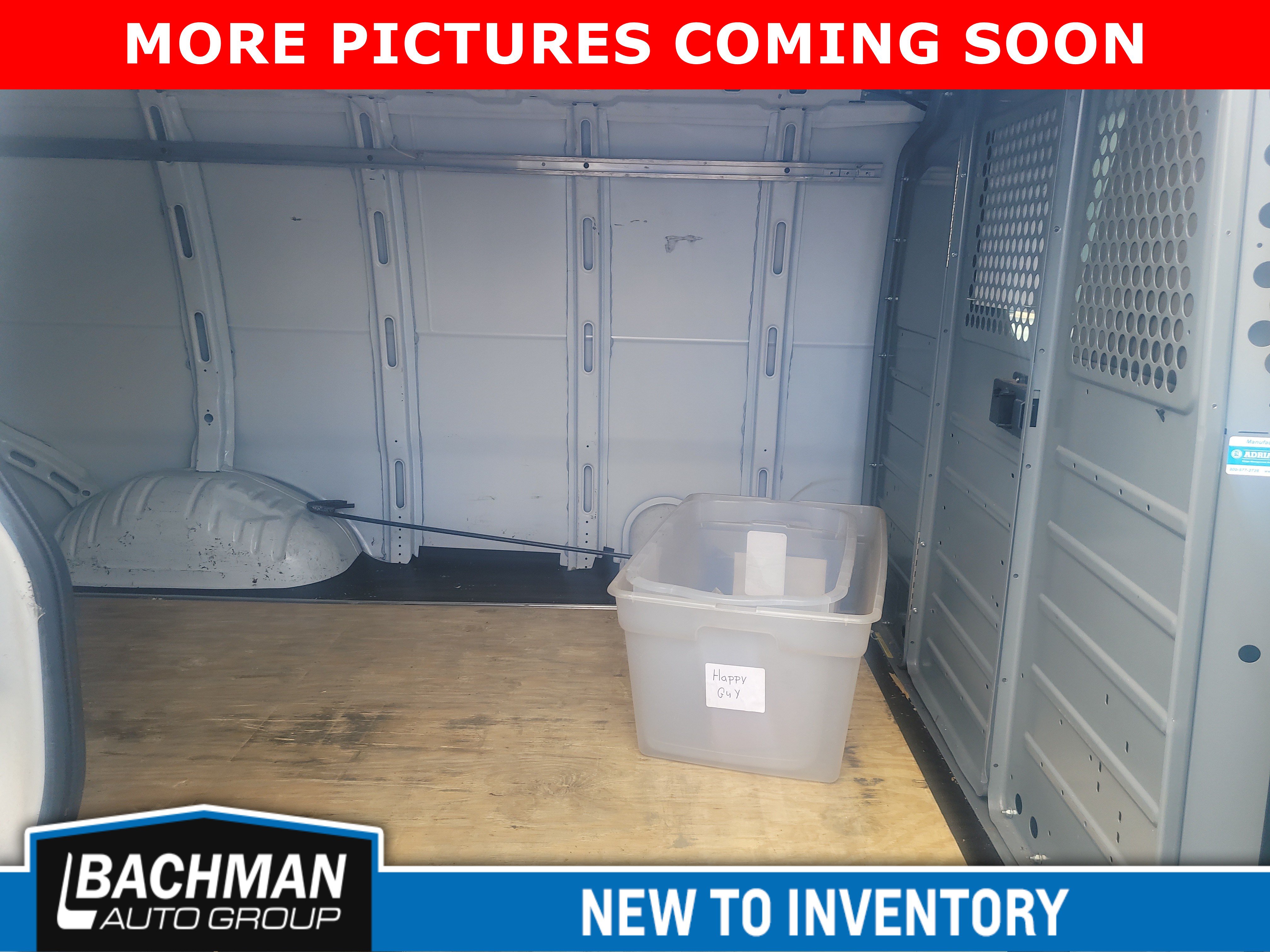 Used 2013 Chevrolet Express 2500 RWD image 10