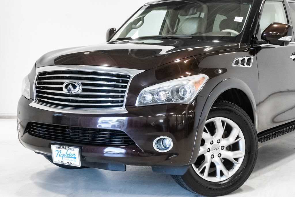Used 2011 INFINITI QX56 4WD w/ Theater Pkg image 2