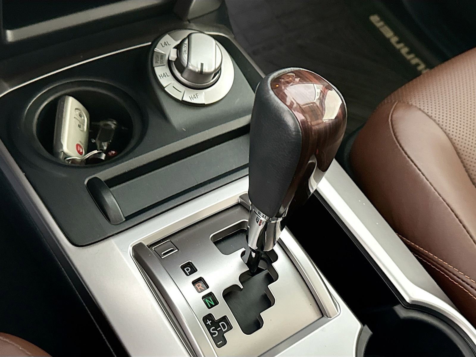 Used 2019 Toyota 4Runner Limited image 14