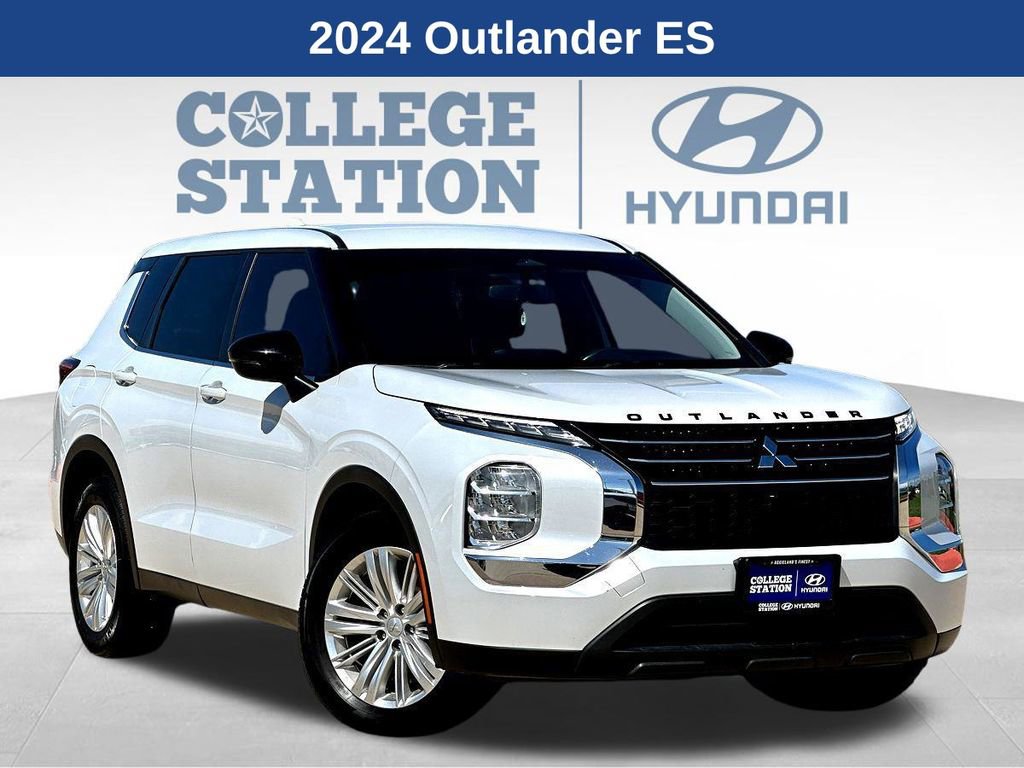 Used 2024 Mitsubishi Outlander ES