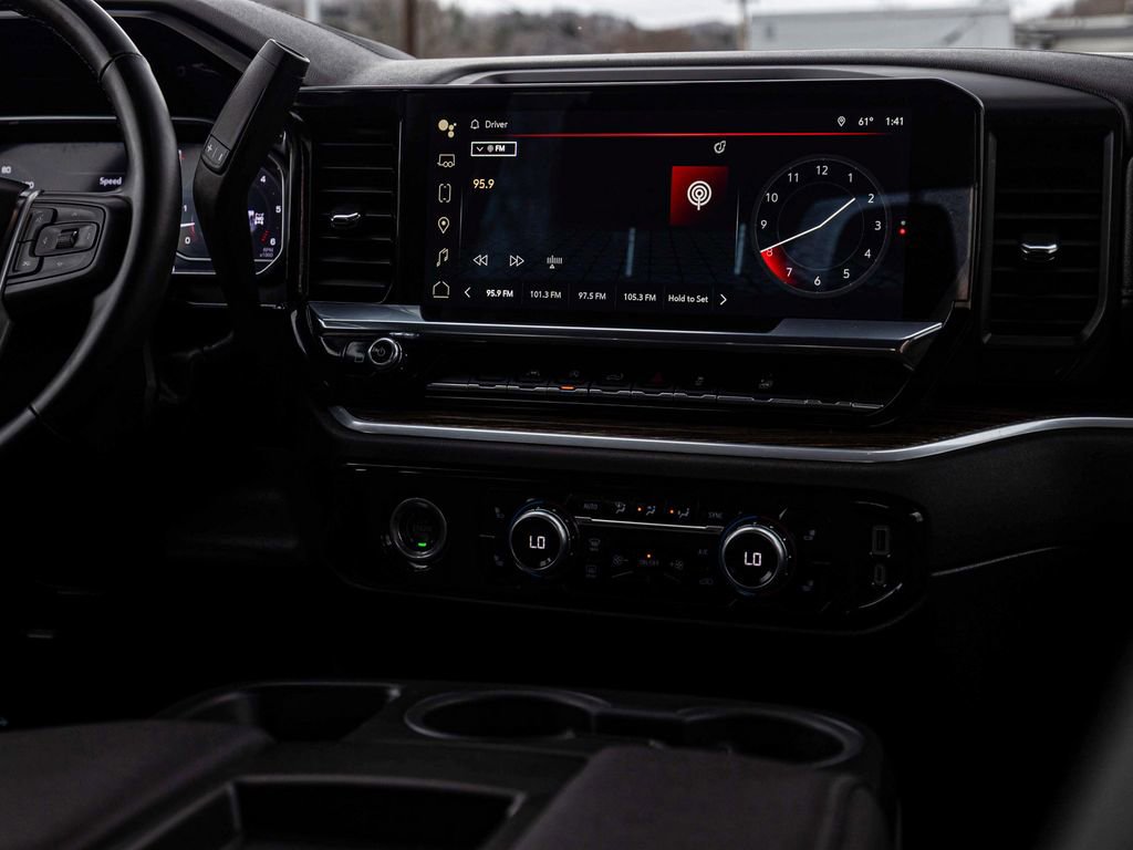Used 2024 GMC Sierra 1500 Elevation w/ LPO, Elevation Black Package AWD/4WD image 20