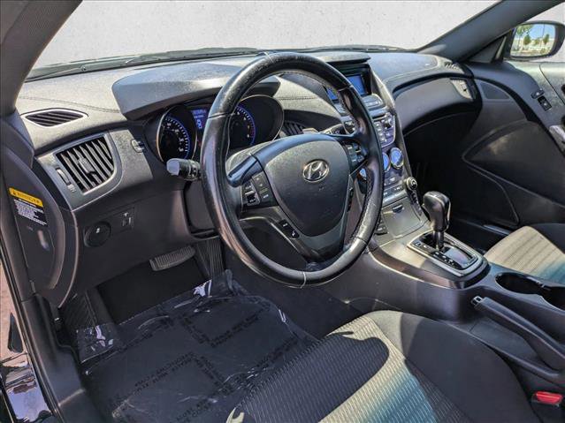 Used 2014 Hyundai Genesis 2.0T RWD image 10