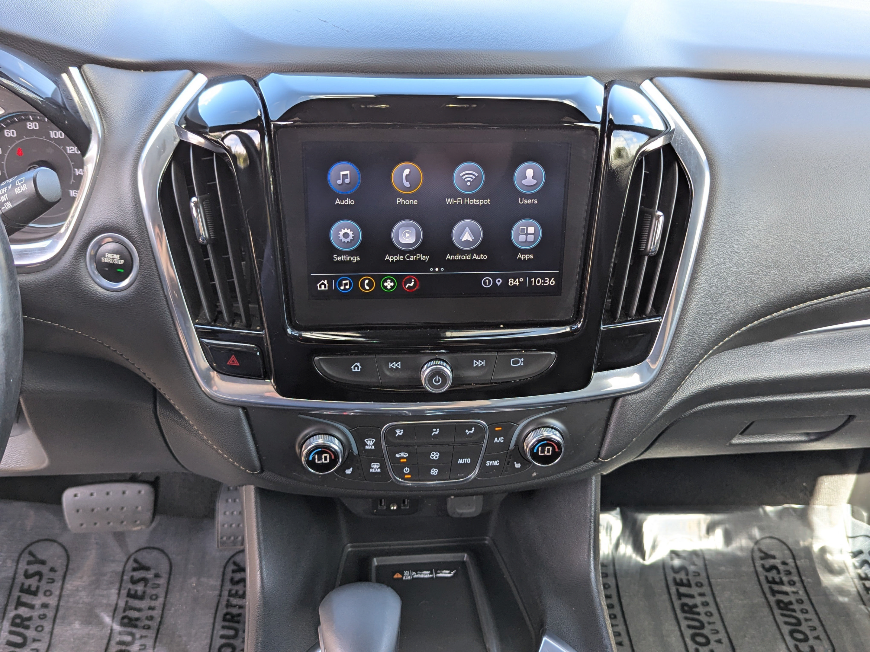 Used 2023 Chevrolet Traverse LT FWD image 26