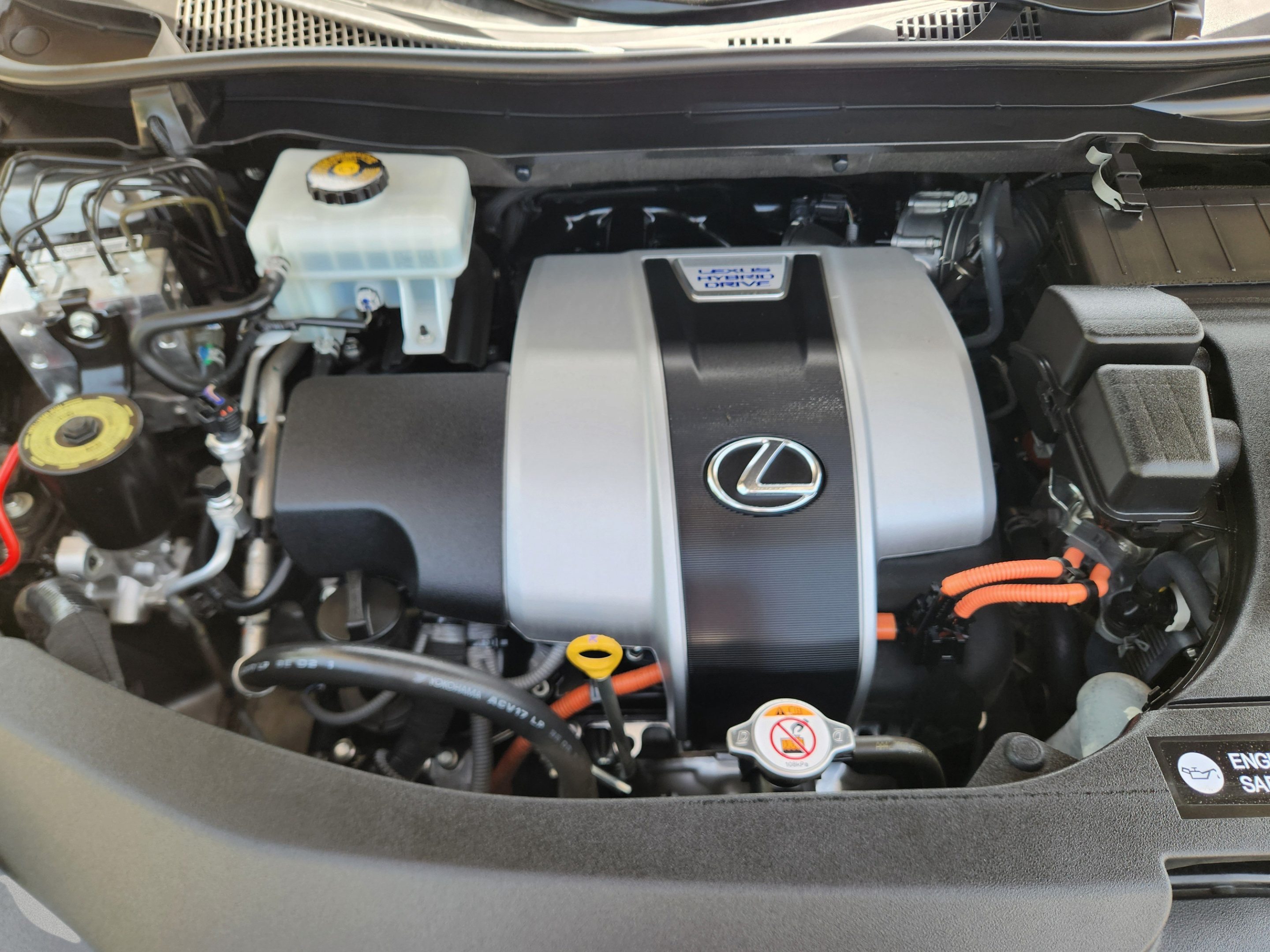 Certified 2022 Lexus RX 450h AWD w/ Premium Package image 33