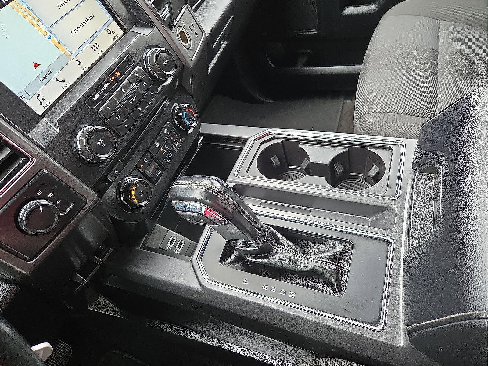 Used 2018 Ford F150 XLT w/ Equipment Group 302A Luxury image 25