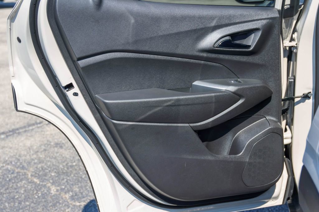 New 2026 Chevrolet Trax RS image 12