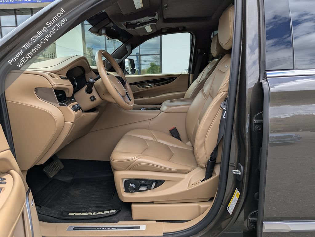 Used 2020 Cadillac Escalade Platinum AWD/4WD image 15