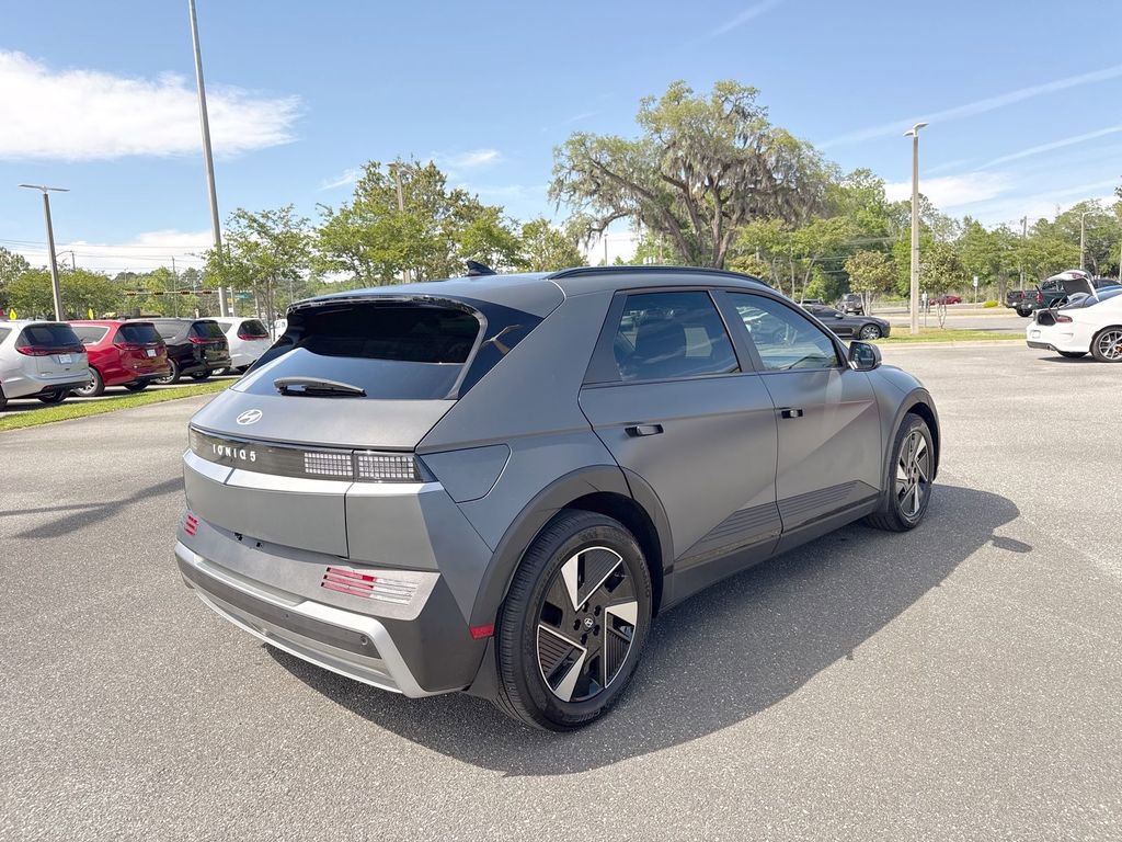 Used 2025 Hyundai Ioniq 5 SEL image 3