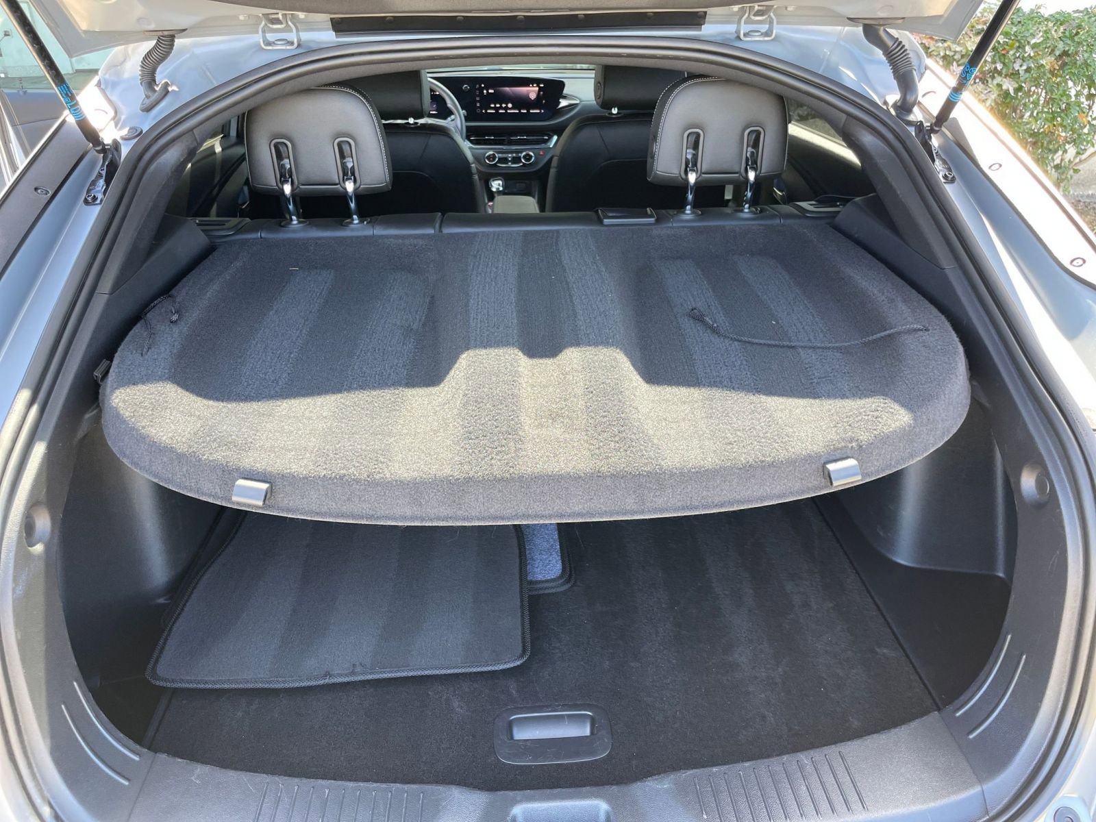 Used 2025 Buick Envista Preferred image 31