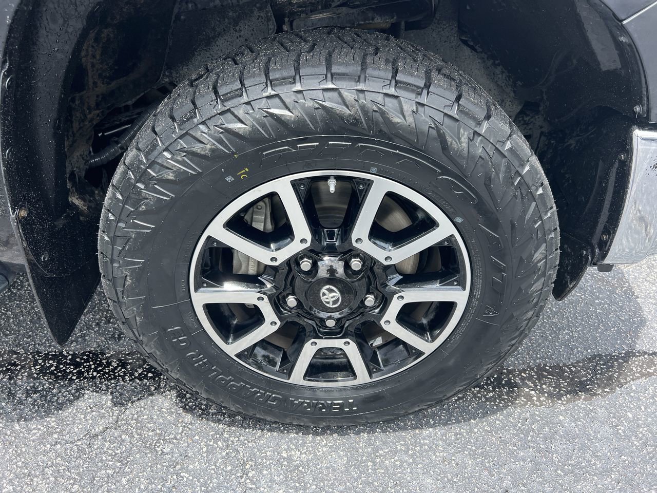 Used 2016 Toyota Tundra SR5 w/ TRD Off Road Package RWD image 13