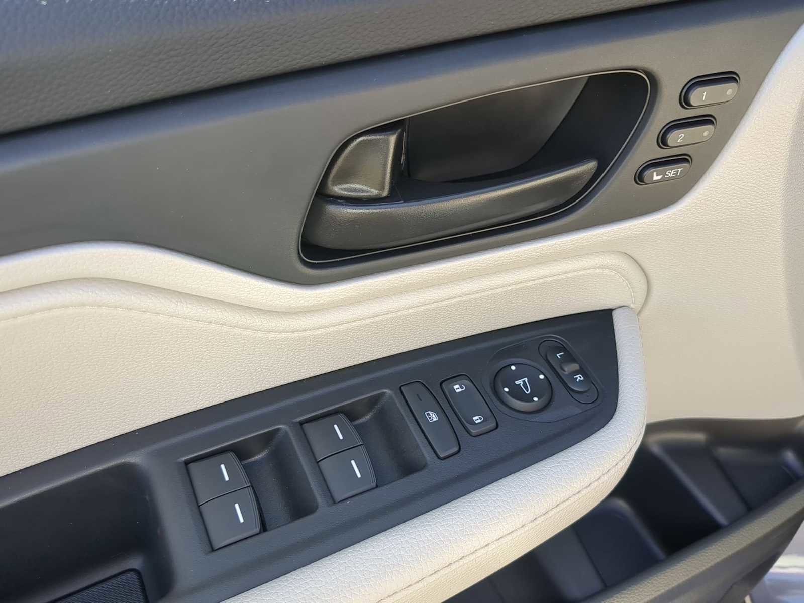 New 2026 Honda Odyssey EX-L image 12