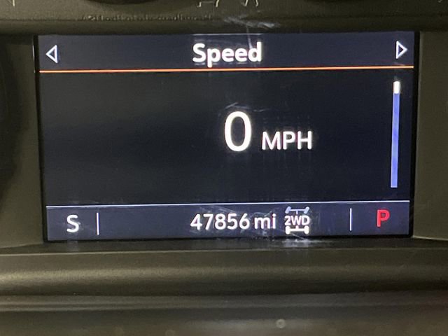 Used 2022 Chevrolet Silverado 2500 LT w/ Convenience Package image 6