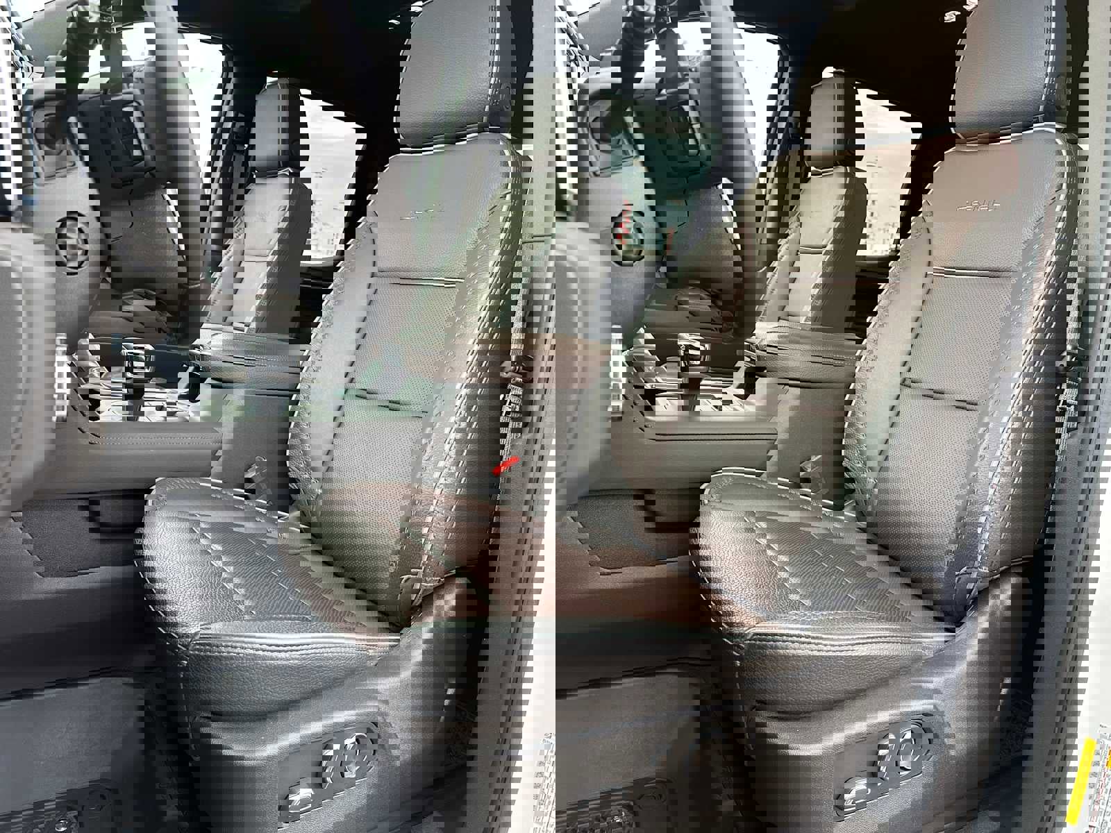 Used 2024 GMC Sierra 1500 Denali image 22