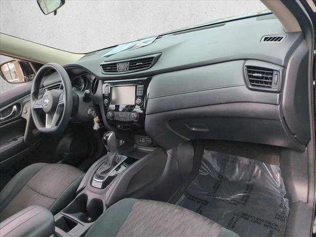 Used 2018 Nissan Rogue S image 22