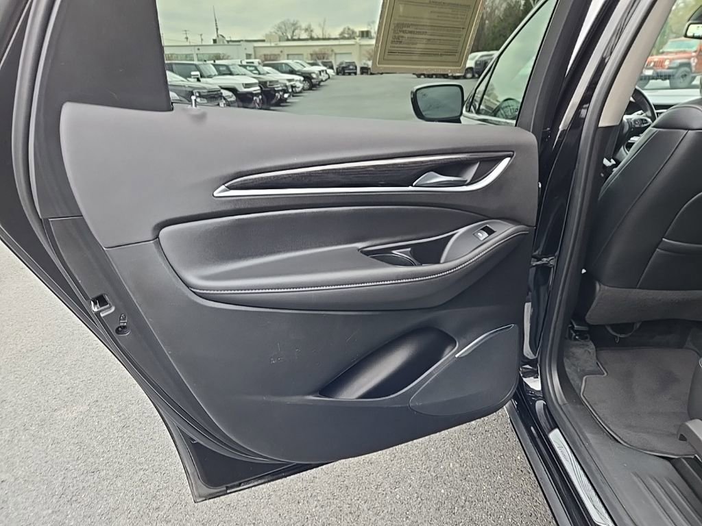 Used 2020 Buick Enclave Avenir image 44