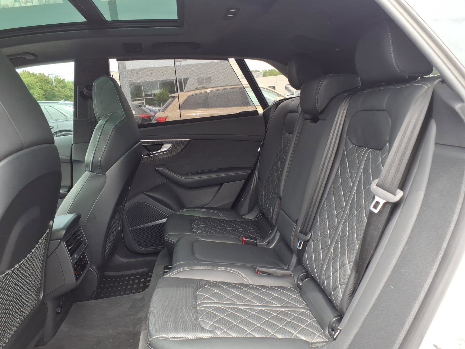 Used 2023 Audi SQ8 Prestige AWD/4WD image 17