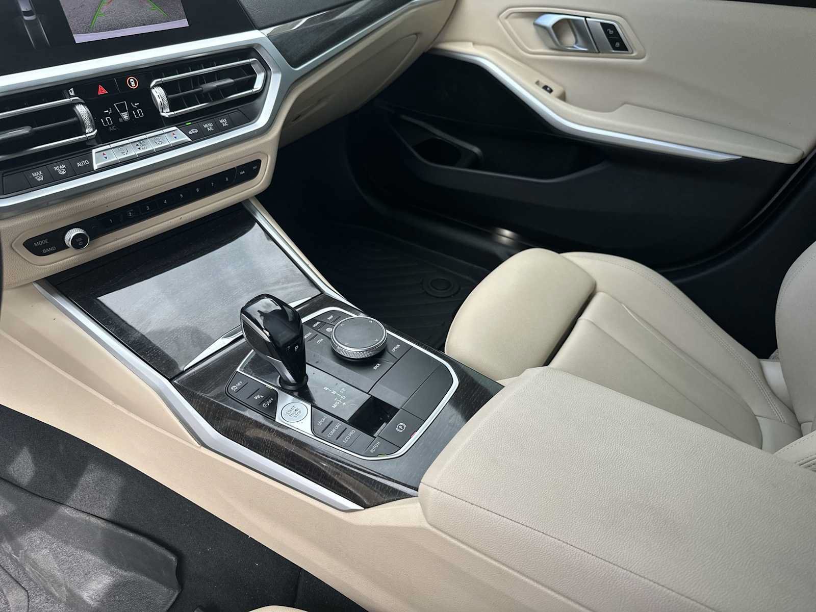 Used 2020 BMW 330i xDrive Sedan w/ Convenience Package AWD/4WD image 21