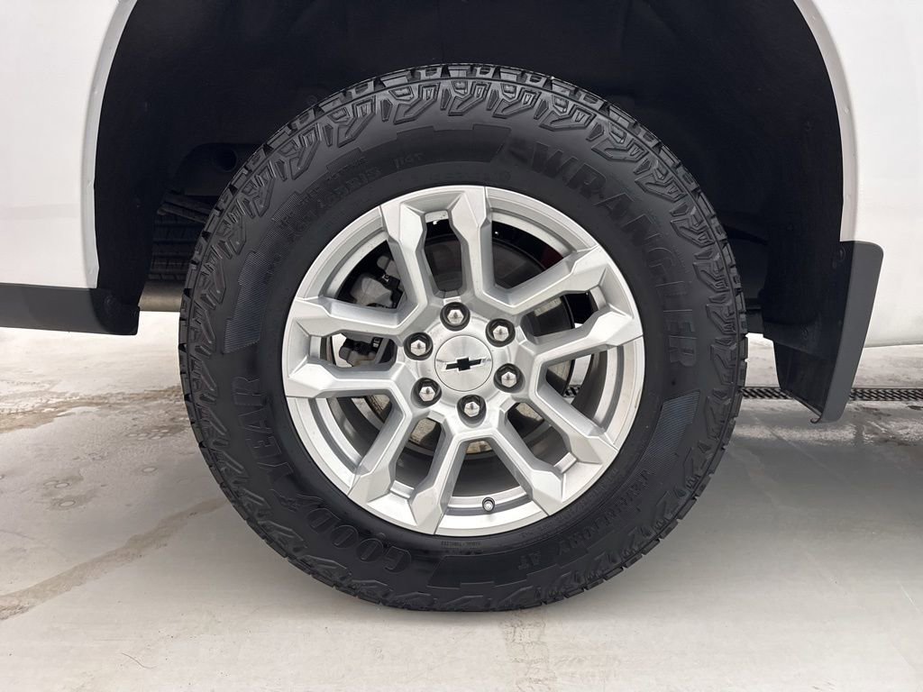 Used 2023 Chevrolet Silverado 1500 RST image 14