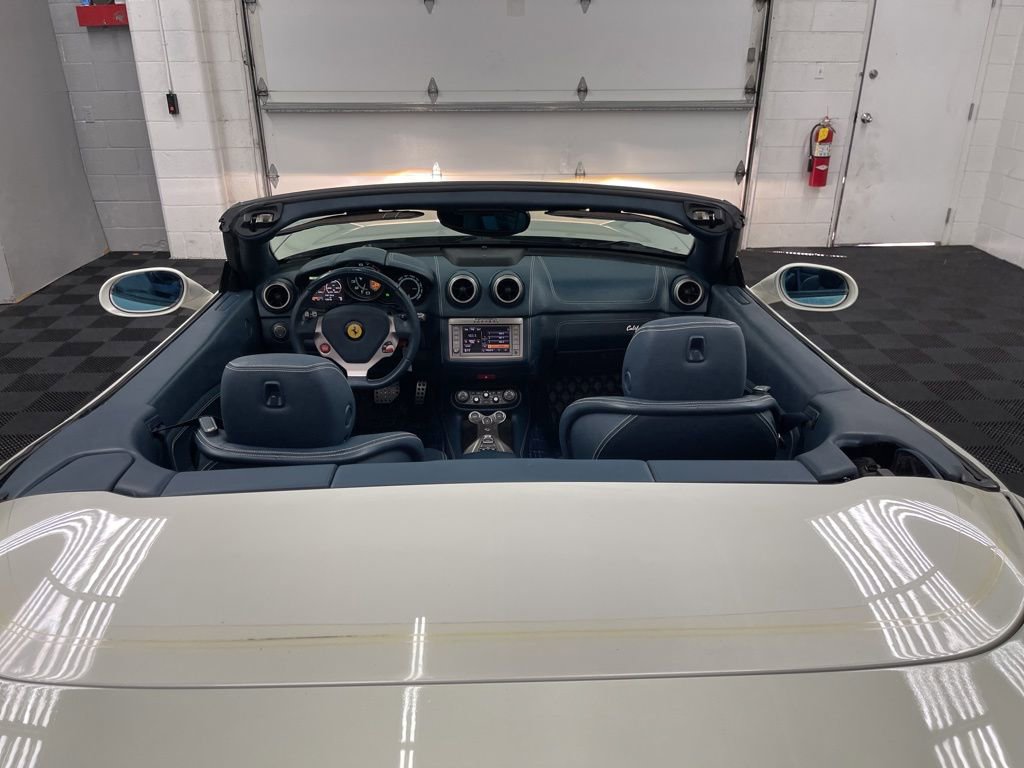 Used 2012 Ferrari California RWD image 25