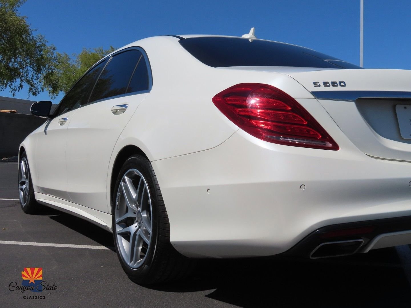 Used 2014 Mercedes-Benz S 550 Sedan w/ Sport Package w/ Sport Package image 28